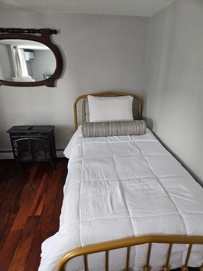 Chester Inn Esterno foto